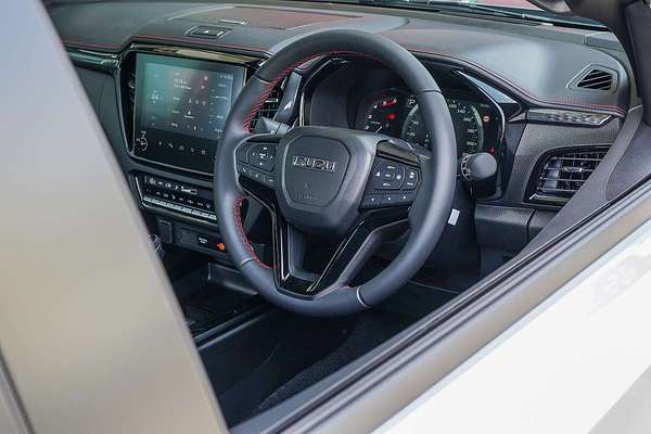 2025 Isuzu D-MAX X-TERRAIN 4X4