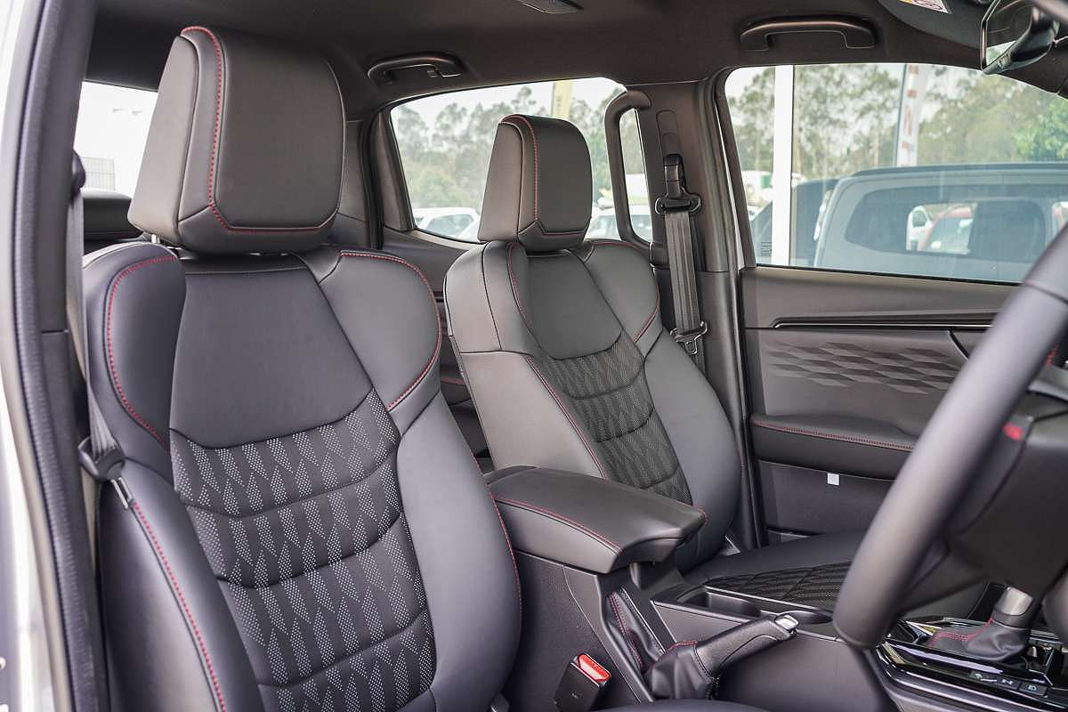 2025 Isuzu D-MAX X-TERRAIN 4X4