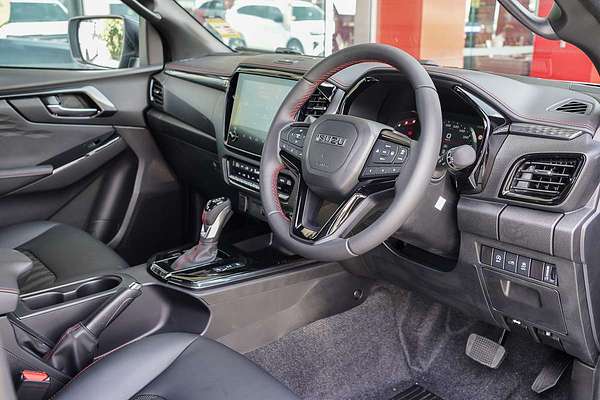 2025 Isuzu D-MAX X-TERRAIN 4X4