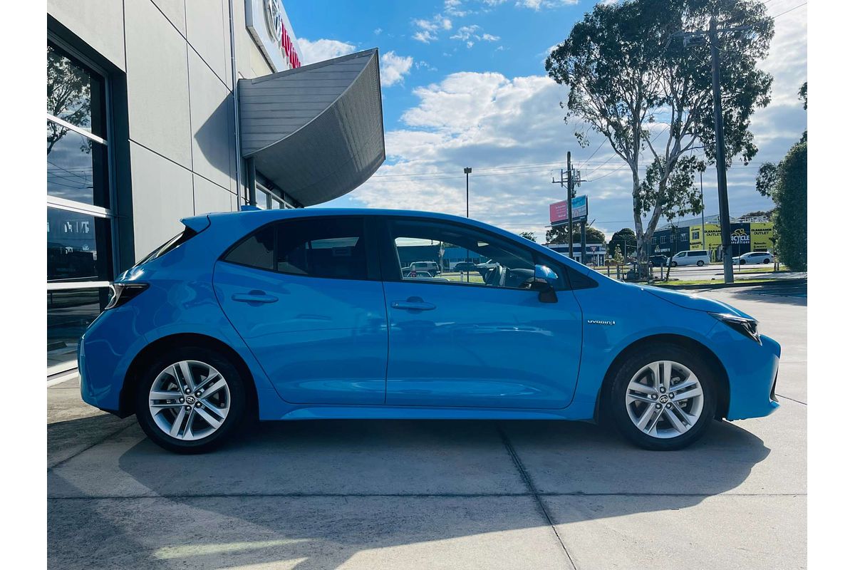 2022 Toyota Corolla Ascent Sport Hybrid ZWE211R