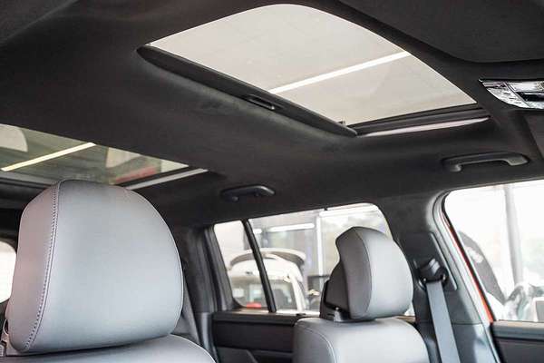 2025 Hyundai Santa Fe Hybrid Calligraphy MX5.V1