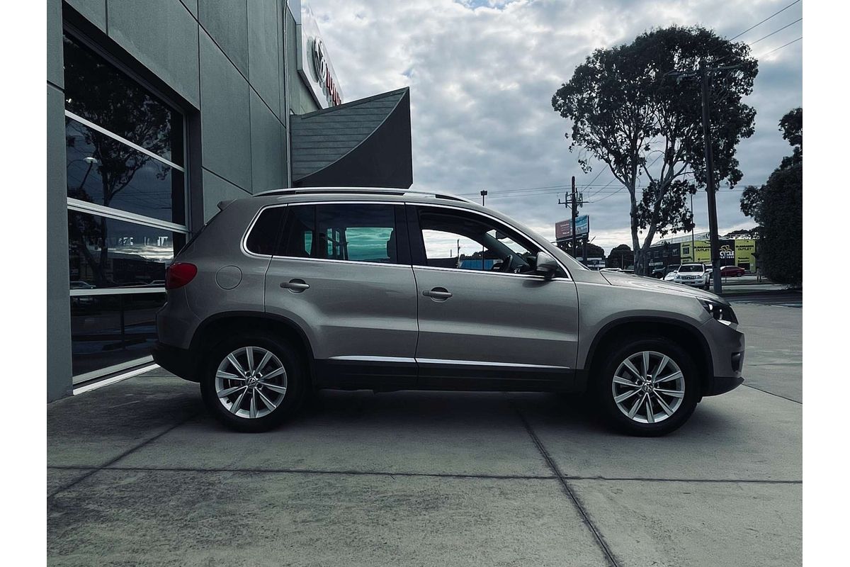 2015 Volkswagen Tiguan 132TSI 5N