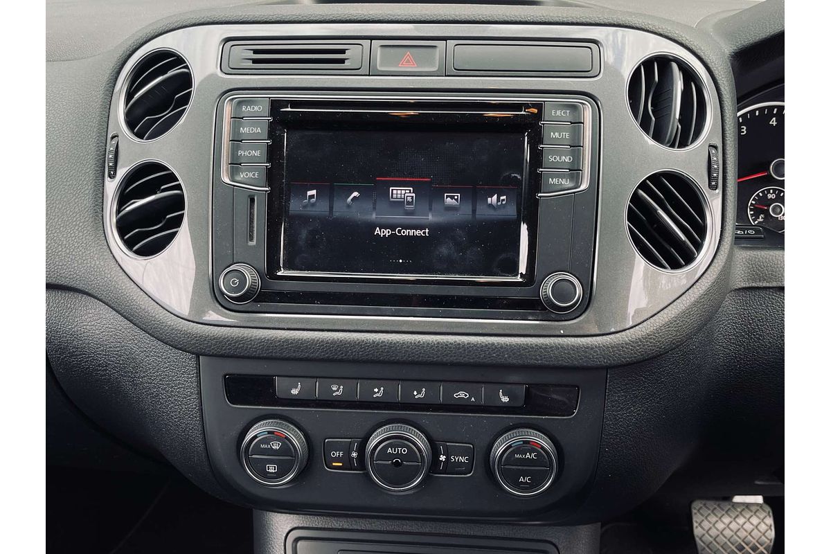 2015 Volkswagen Tiguan 132TSI 5N