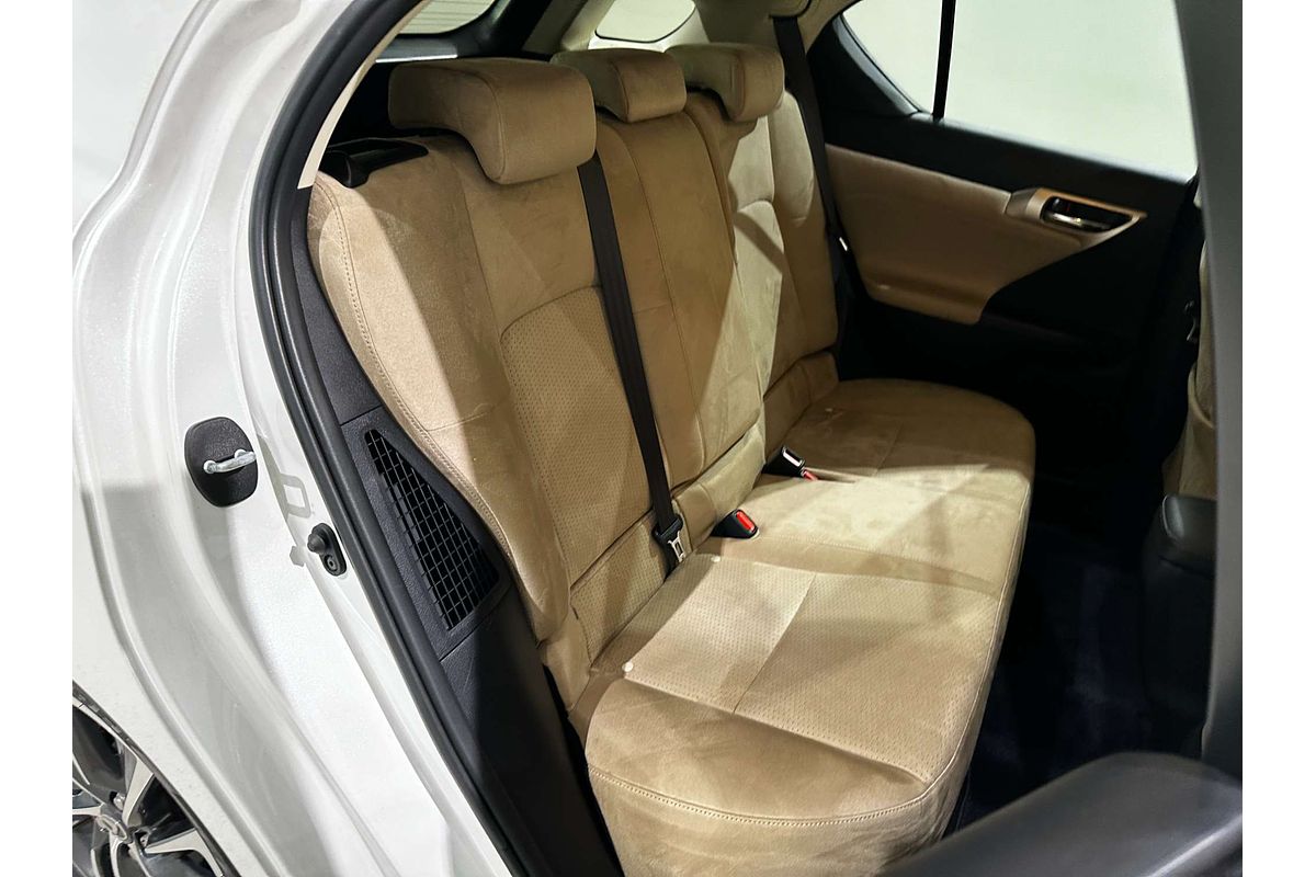 2018 Lexus CT CT200h Luxury ZWA10R