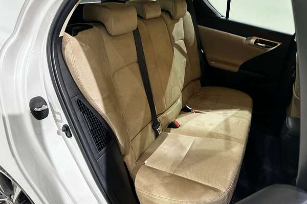 2018 Lexus CT CT200h Luxury ZWA10R