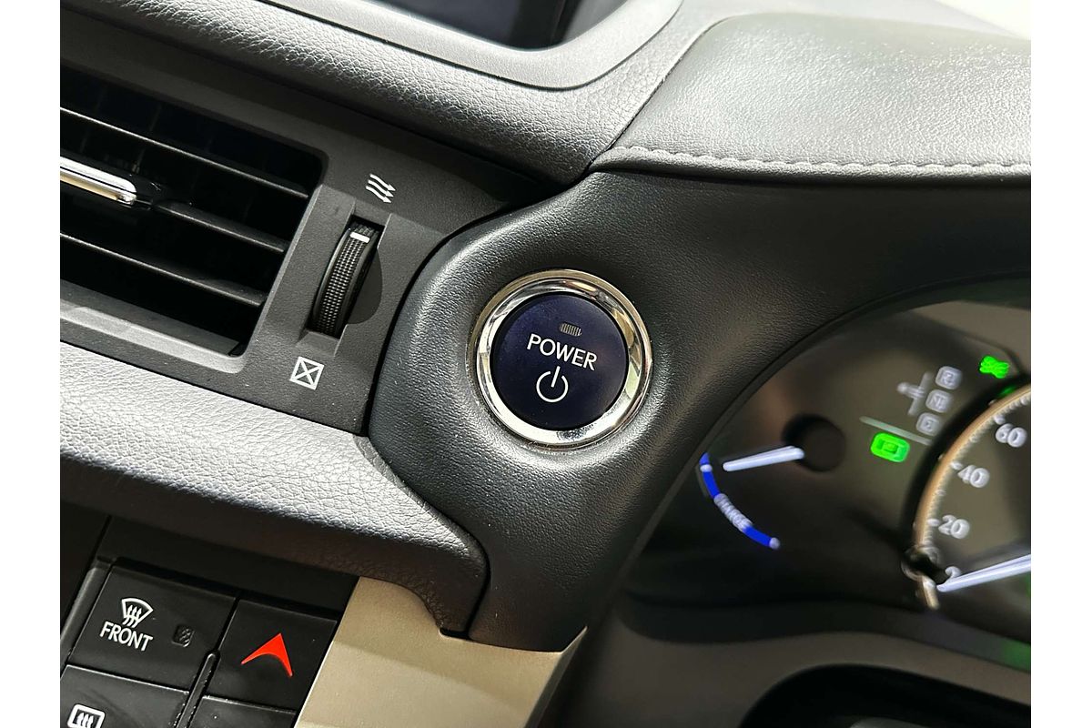 2018 Lexus CT CT200h Luxury ZWA10R