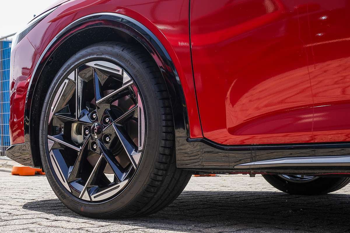 2025 Kia K4 GT-Line CL4m