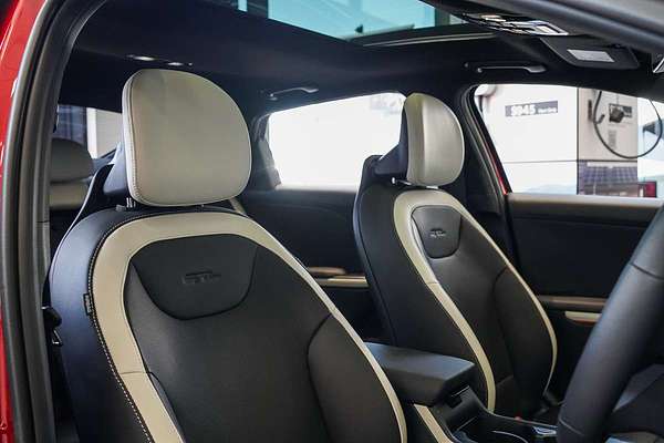 2025 Kia K4 GT-Line CL4m