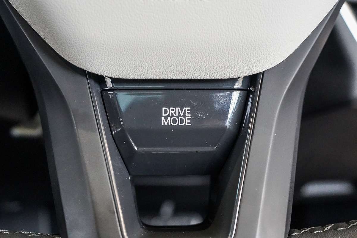 2025 Kia K4 GT-Line CL4m