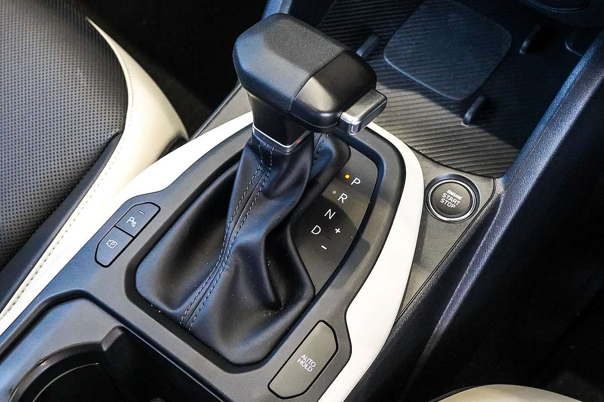 2025 Kia K4 GT-Line CL4m