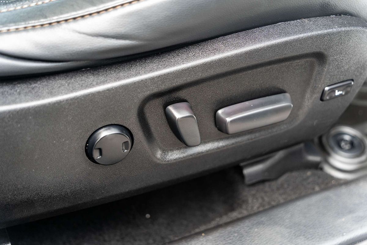 2016 Toyota Kluger Grande GSU55R