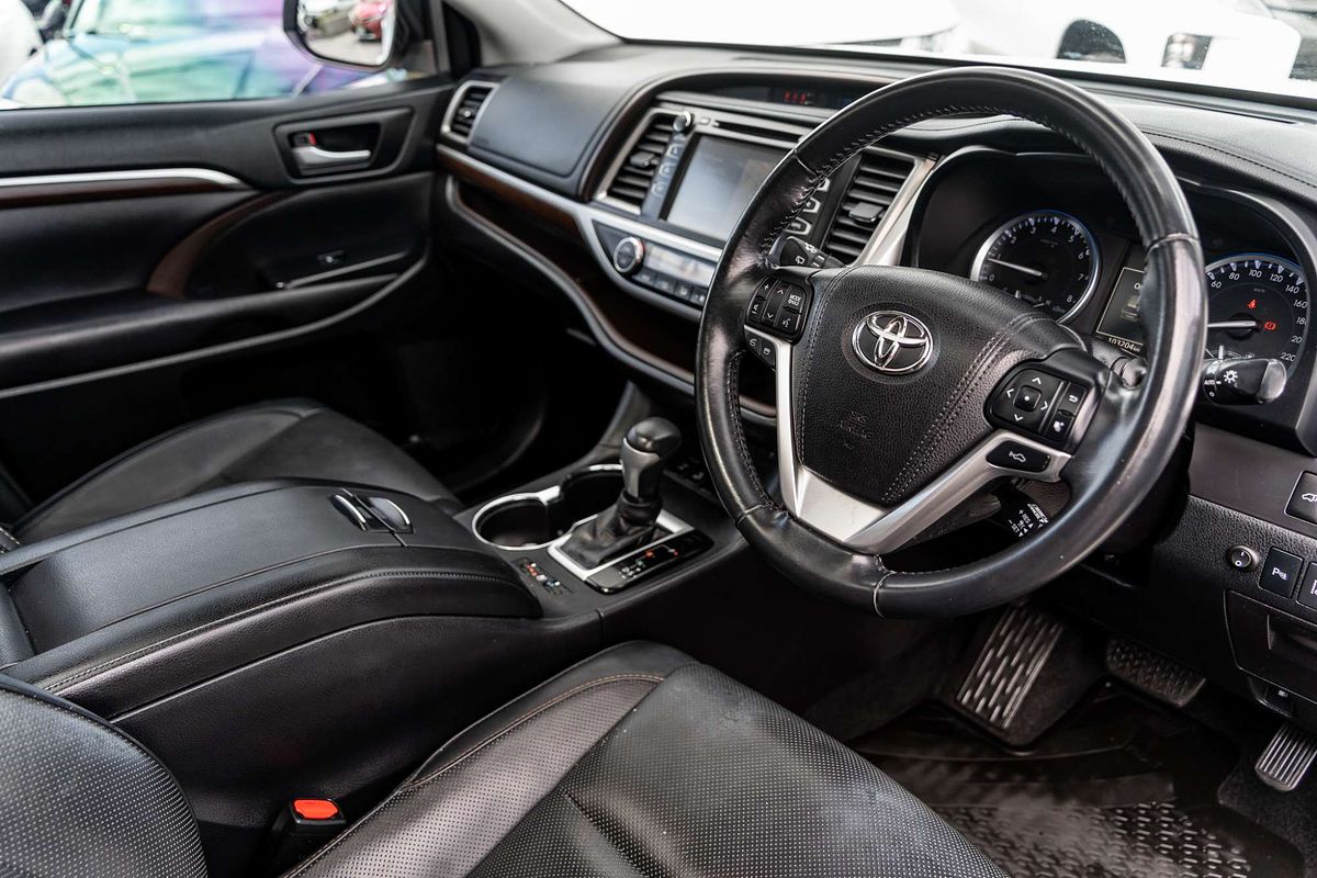 2016 Toyota Kluger Grande GSU55R