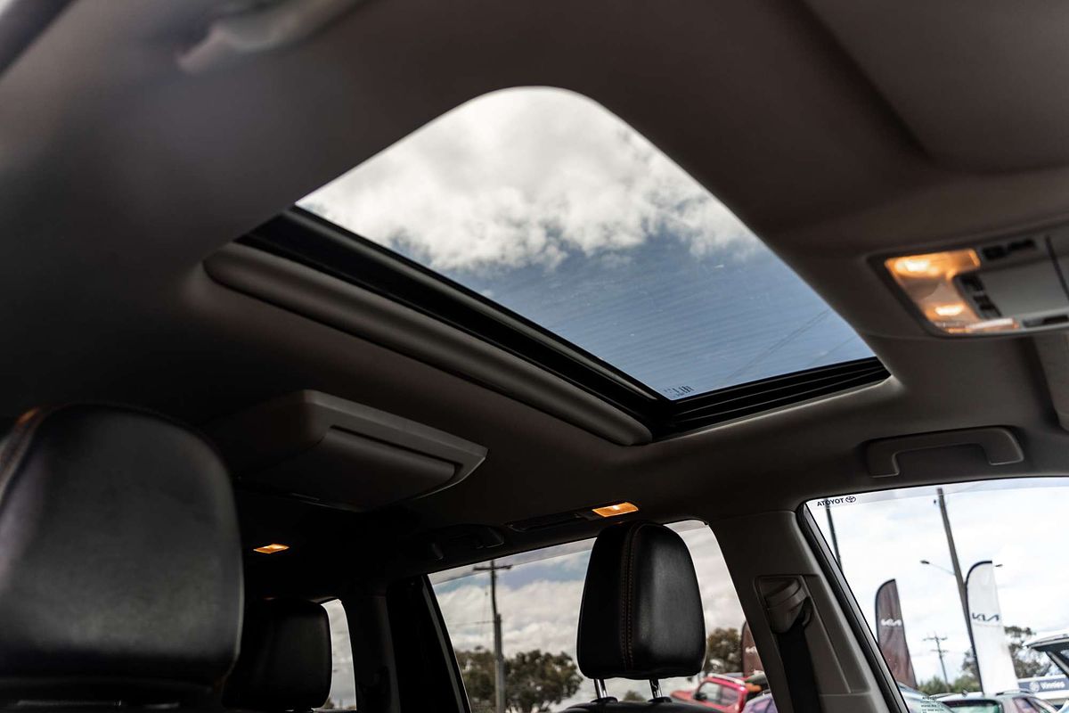 2016 Toyota Kluger Grande GSU55R