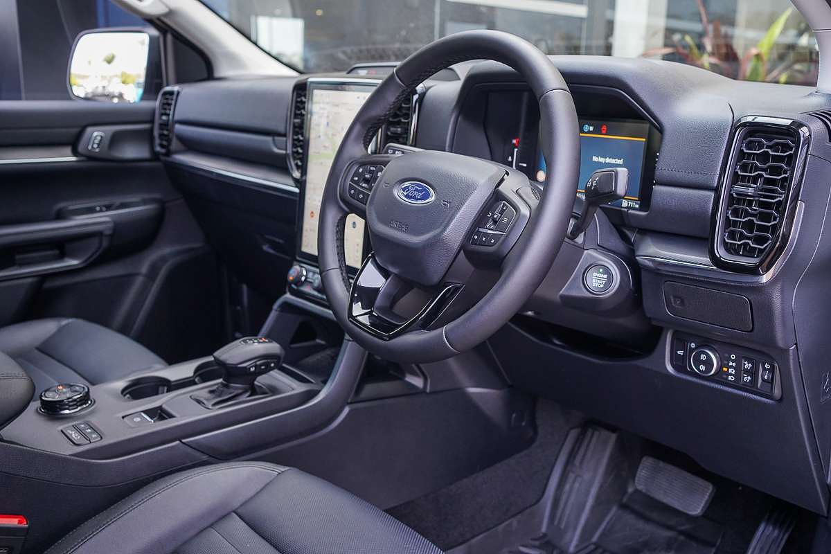 2025 Ford Everest Tremor  3.0L