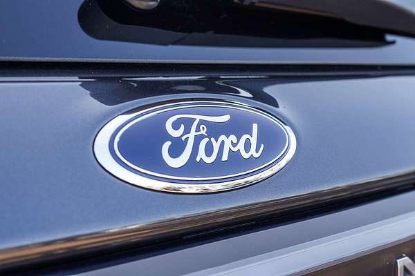 2025 Ford Everest Platinum 3.0L