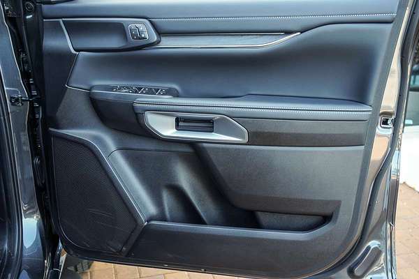 2025 Ford Everest Platinum 3.0L