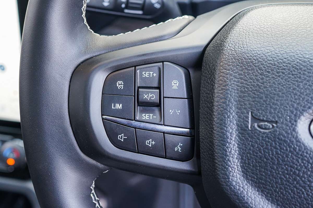 2025 Ford Everest Platinum 3.0L