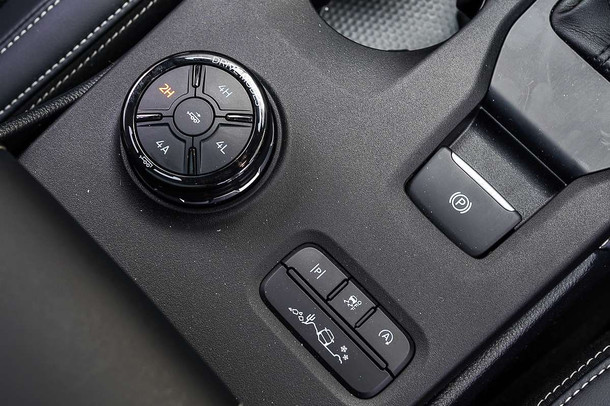 2025 Ford Everest Platinum 3.0L