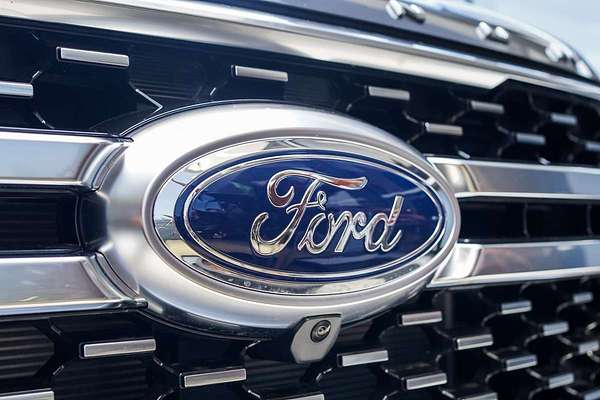 2025 Ford Everest Platinum 3.0L