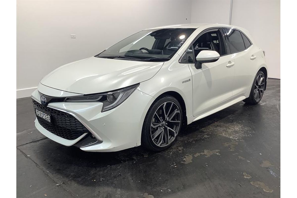 2020 Toyota Corolla ZR Hybrid ZWE211R