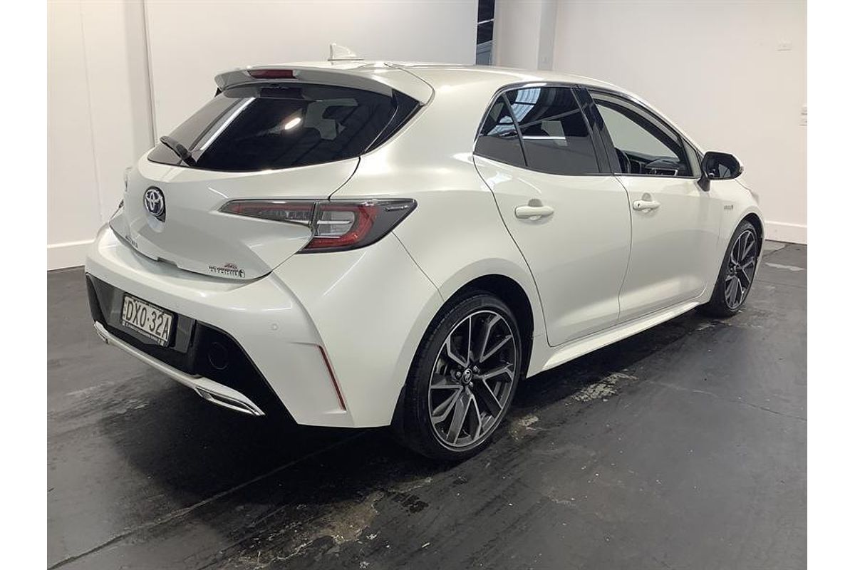 2020 Toyota Corolla ZR Hybrid ZWE211R