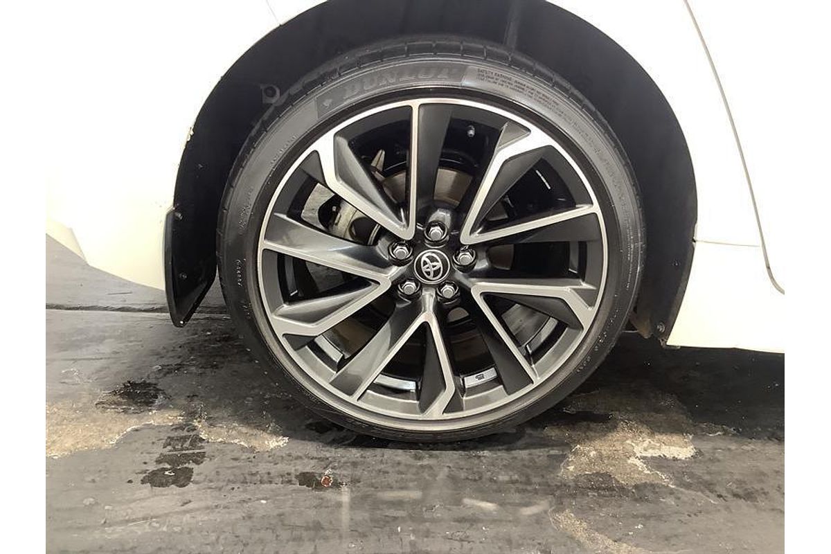 2020 Toyota Corolla ZR Hybrid ZWE211R