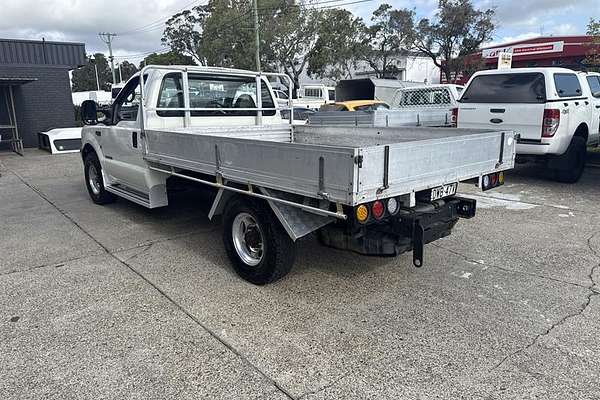 2006 Ford F350 XLT RN Rear Wheel Drive