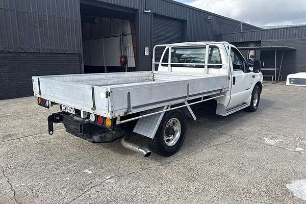 2006 Ford F350 XLT RN Rear Wheel Drive