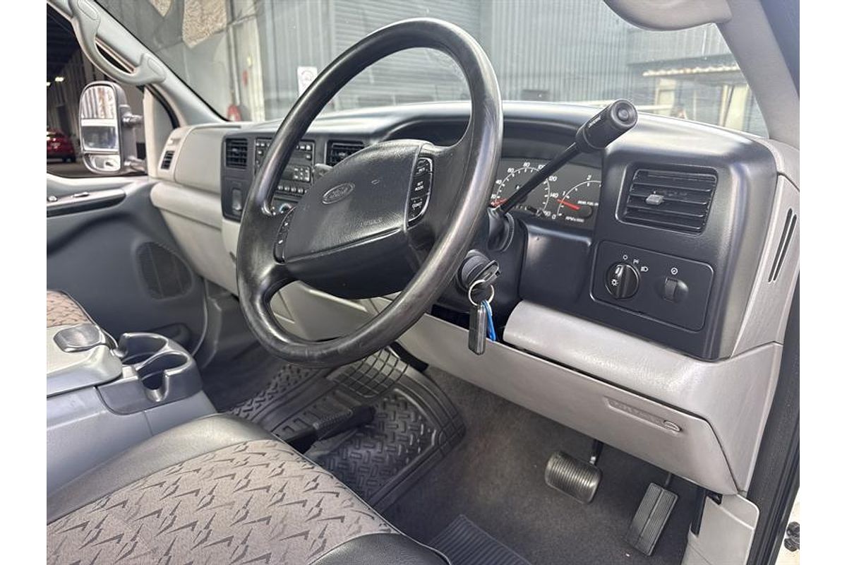 2006 Ford F350 XLT RN Rear Wheel Drive