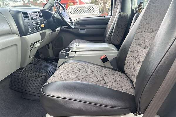 2006 Ford F350 XLT RN Rear Wheel Drive