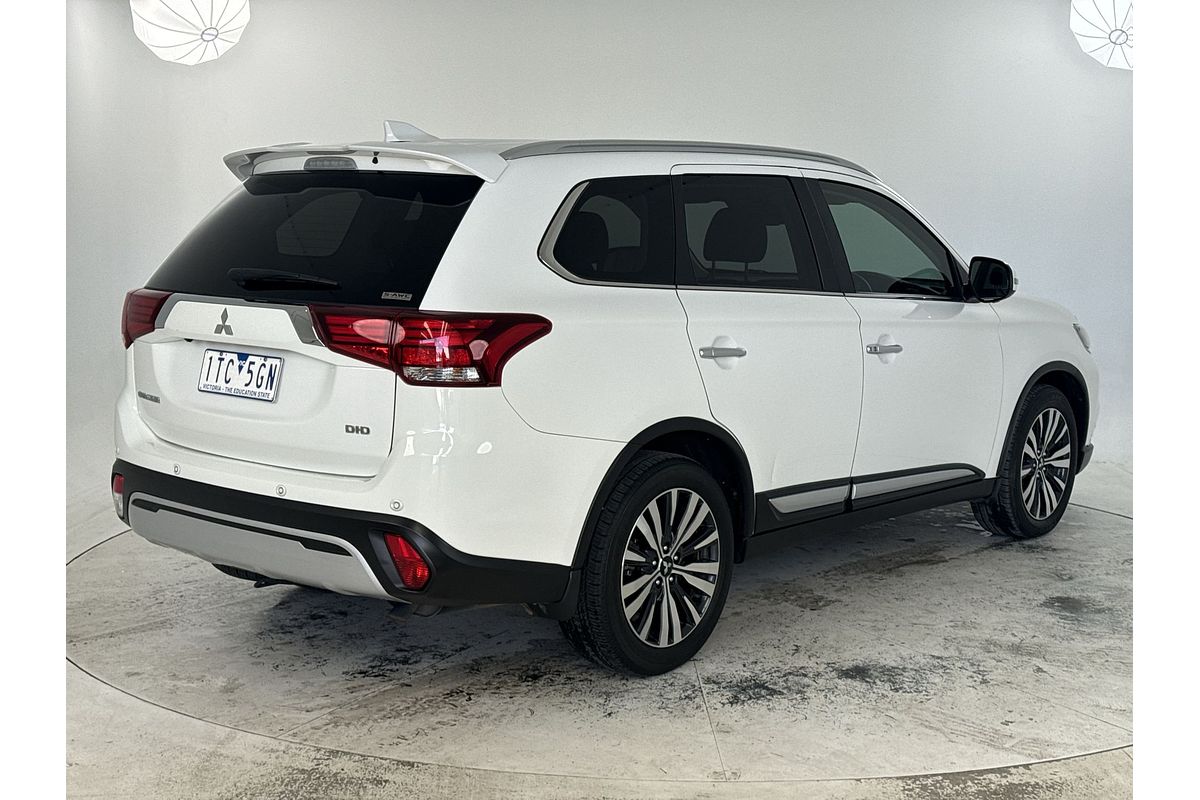 2021 Mitsubishi Outlander Exceed ZL