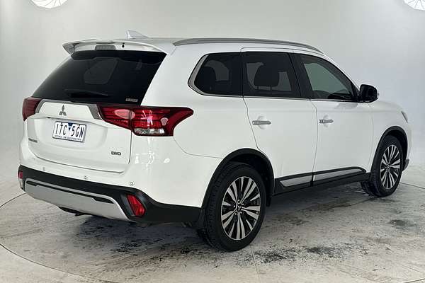 2021 Mitsubishi Outlander Exceed ZL