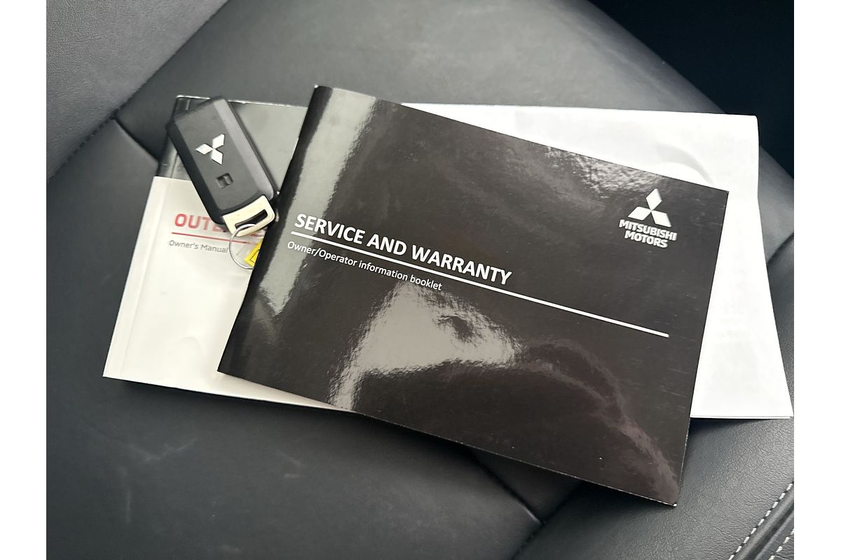 2021 Mitsubishi Outlander Exceed ZL