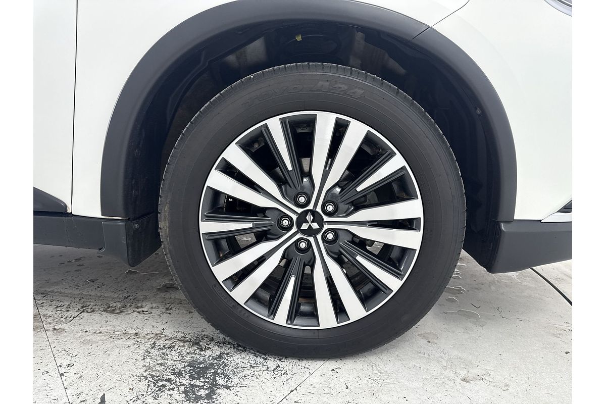 2021 Mitsubishi Outlander Exceed ZL