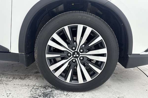 2021 Mitsubishi Outlander Exceed ZL