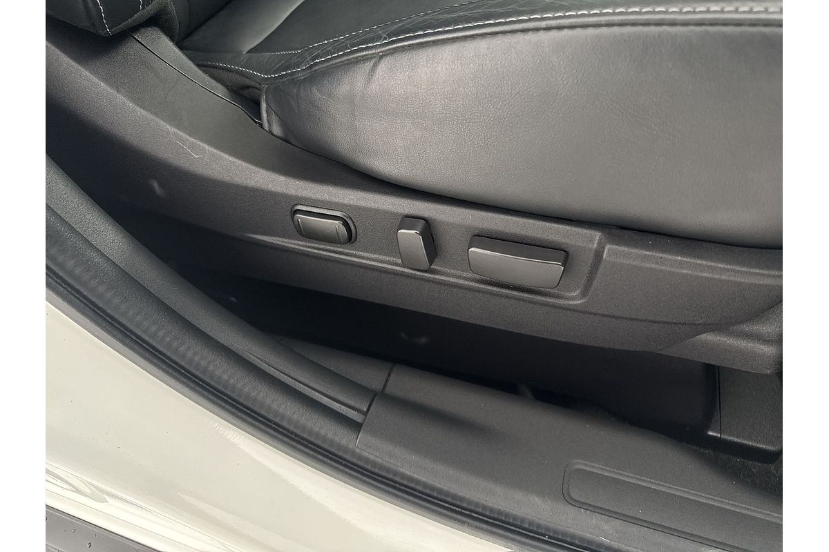 2021 Mitsubishi Outlander Exceed ZL