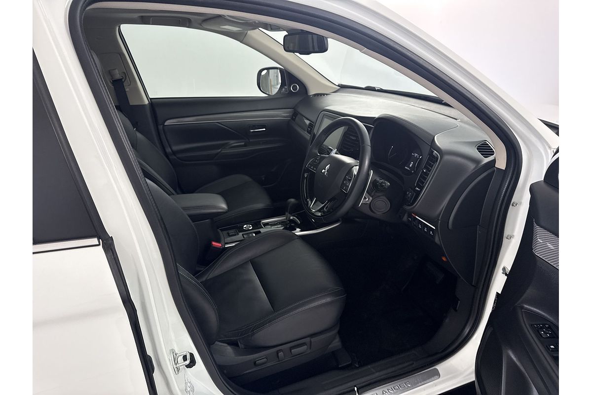 2021 Mitsubishi Outlander Exceed ZL