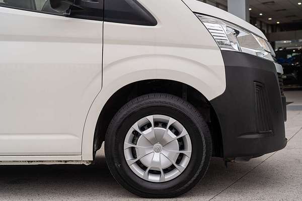 2020 Toyota Hiace Commuter GDH322R ELWB High Roof