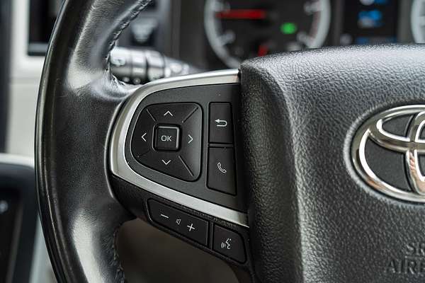 2020 Toyota Hiace Commuter GDH322R ELWB High Roof