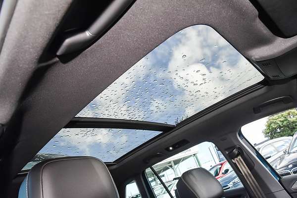 2022 Volkswagen Tiguan 162TSI R-Line 5N