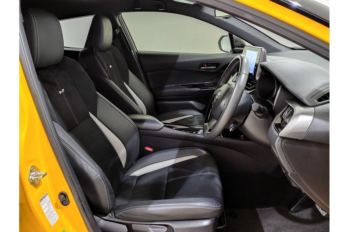 2021 Toyota C-HR GR Sport ZYX10R