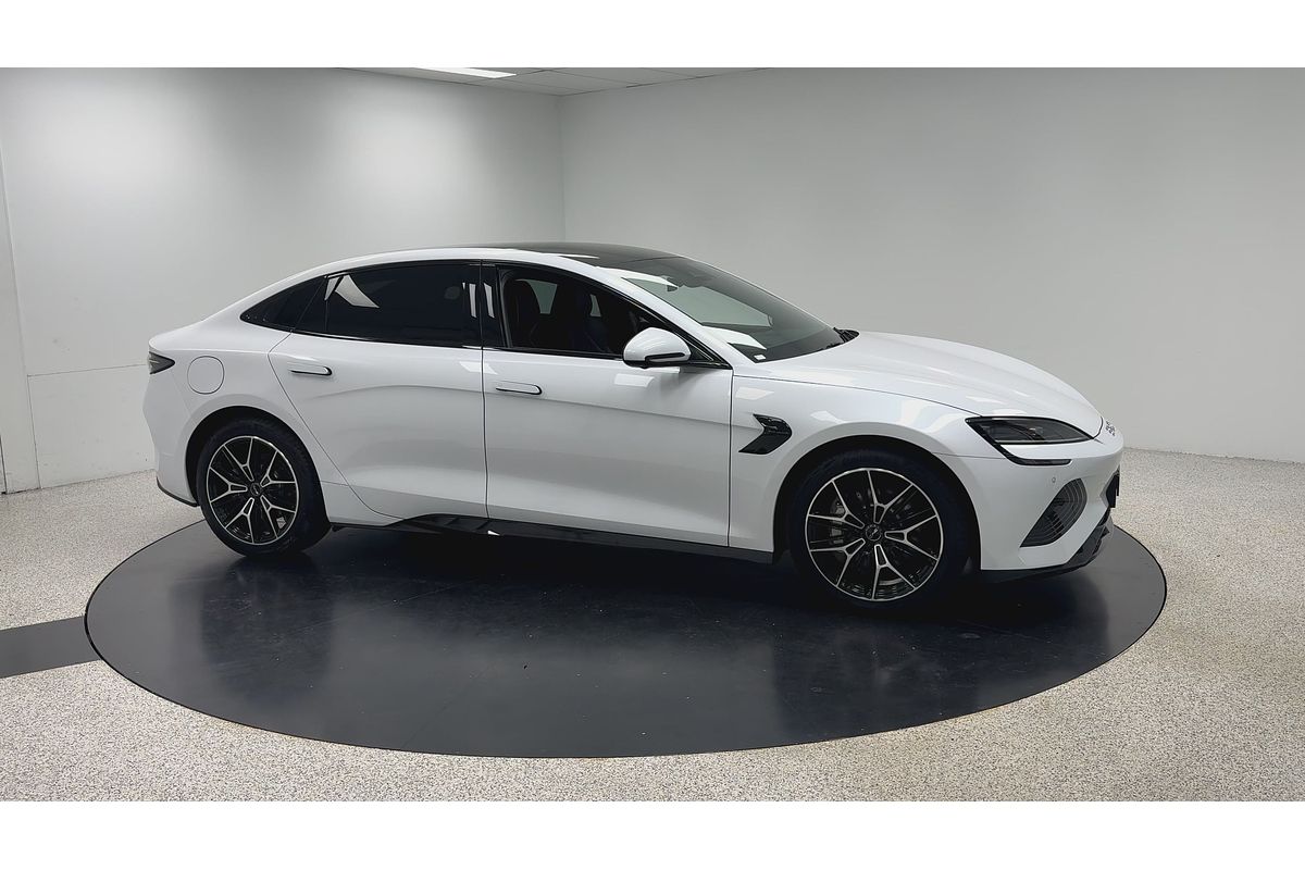 2025 BYD Seal Premium