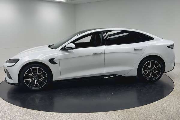 2025 BYD Seal Premium