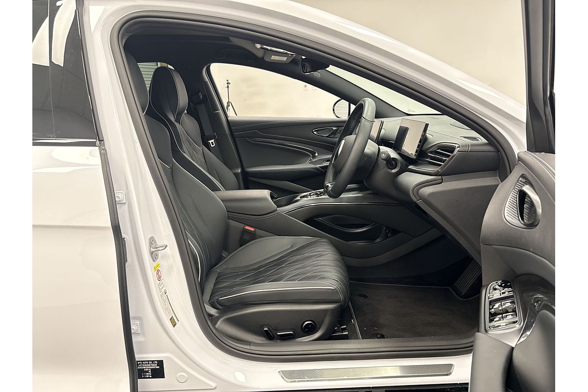 2025 BYD Seal Premium