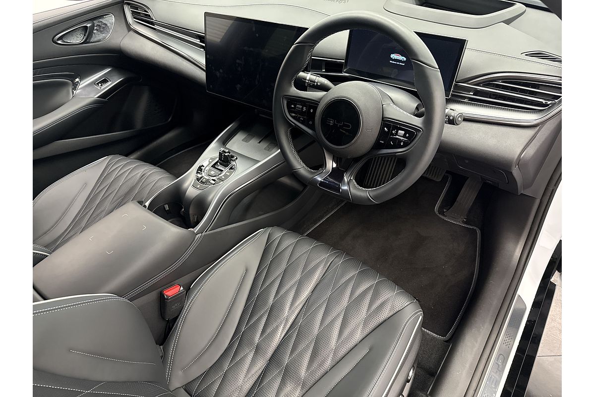 2025 BYD Seal Premium