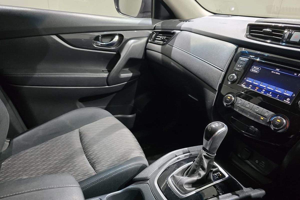 2022 Nissan X-TRAIL ST T32