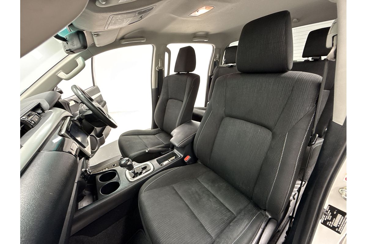 2019 Toyota Hilux SR5 GUN126R 4X4