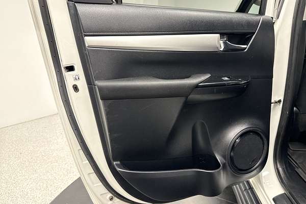2019 Toyota Hilux SR5 GUN126R 4X4