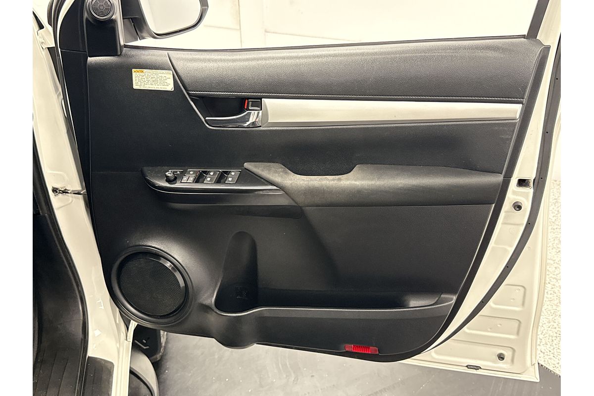 2019 Toyota Hilux SR5 GUN126R 4X4