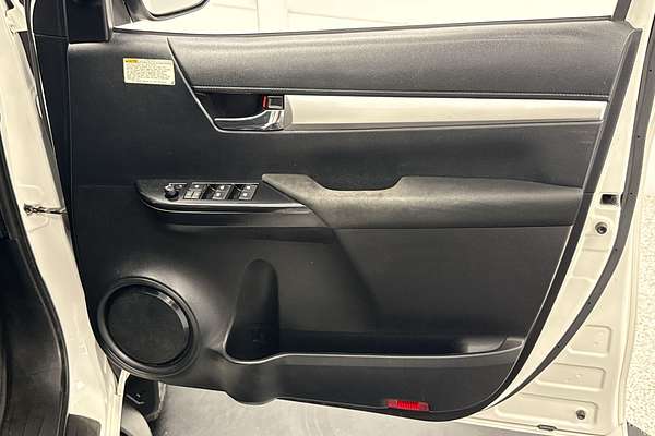 2019 Toyota Hilux SR5 GUN126R 4X4